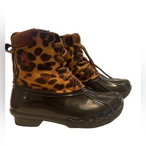 Winter girls size 10 shoes in excellent condition